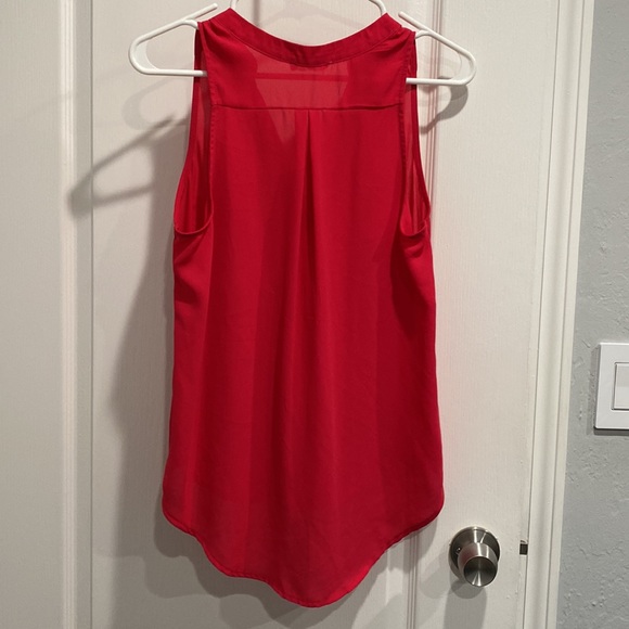 Lush red tank - Picture 2 of 2